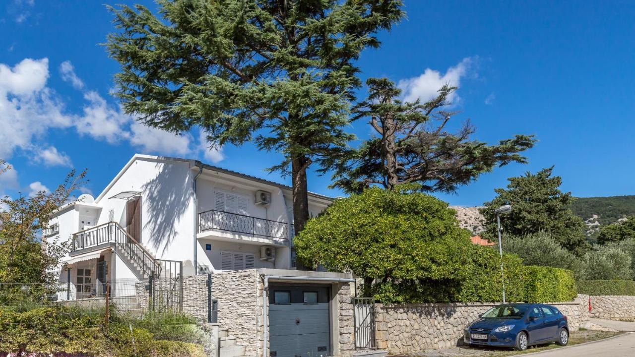Apartments Tomasic Baska  Bagian luar foto
