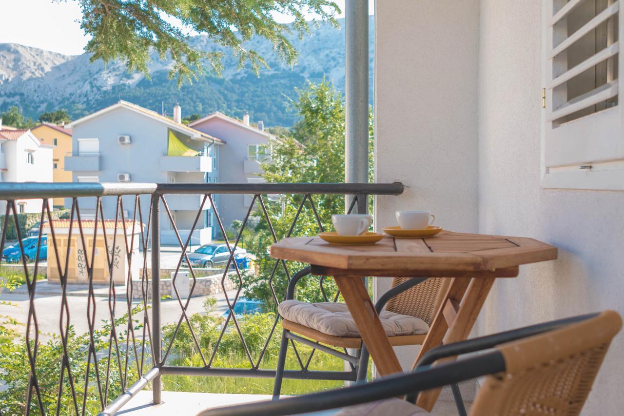 Apartments Tomasic Baska  Bagian luar foto