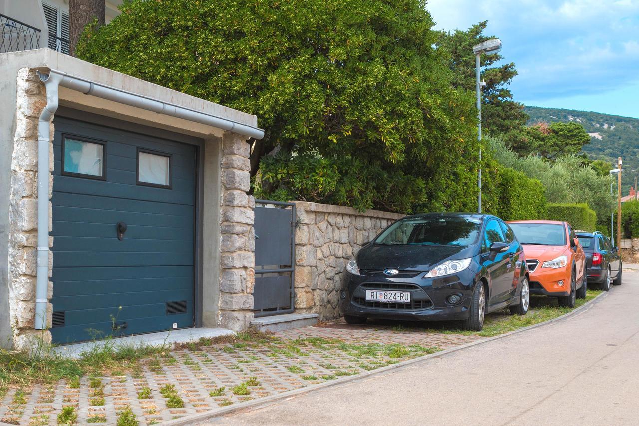 Apartments Tomasic Baska  Bagian luar foto