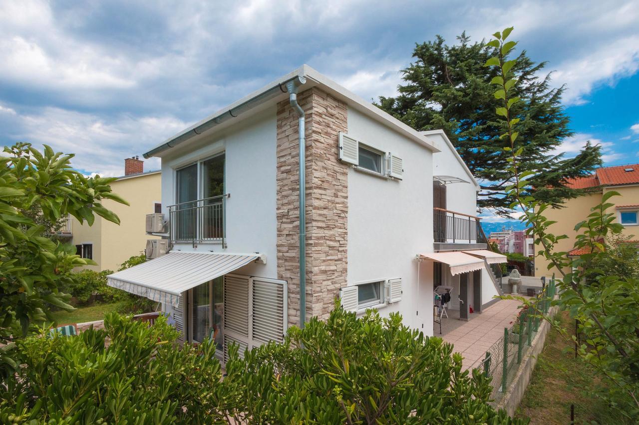 Apartments Tomasic Baska  Bagian luar foto